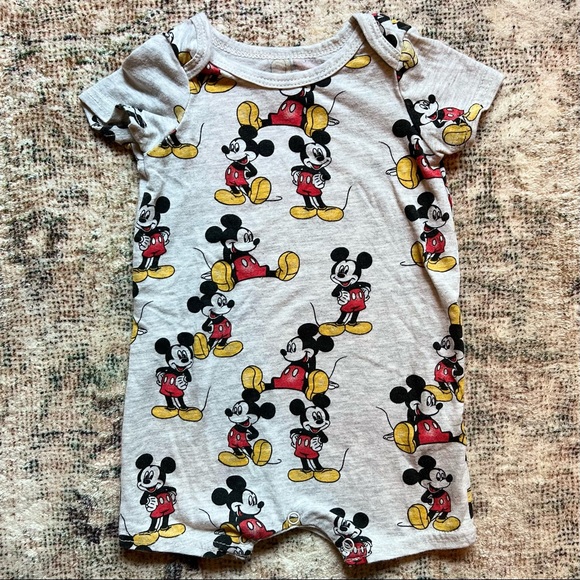 3-6M Mickey bundle - Picture 12 of 12